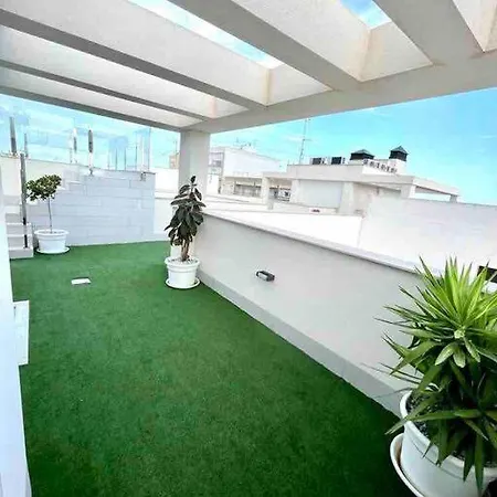 Apartment Modern Near The Sea